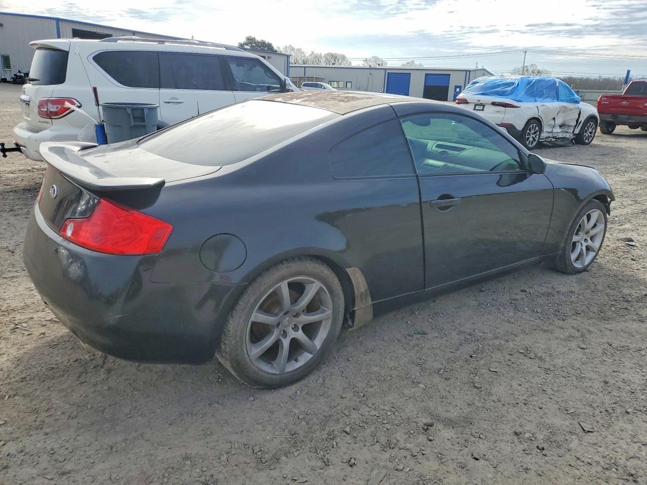 2003 Infiniti G35 Base