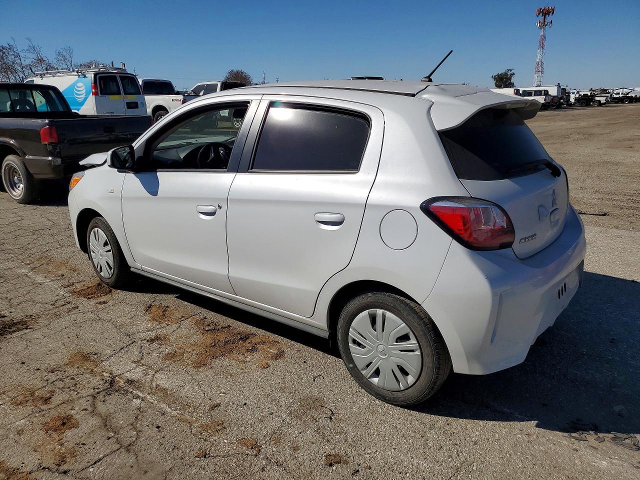 2024 Mitsubishi Mirage es