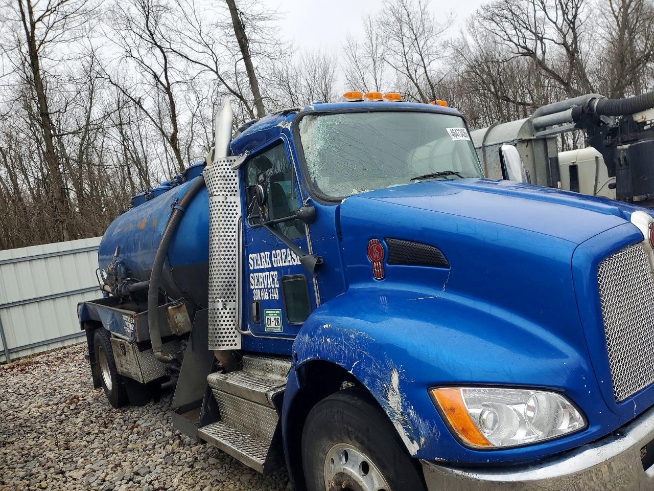 2021 Kenworth Construction T270