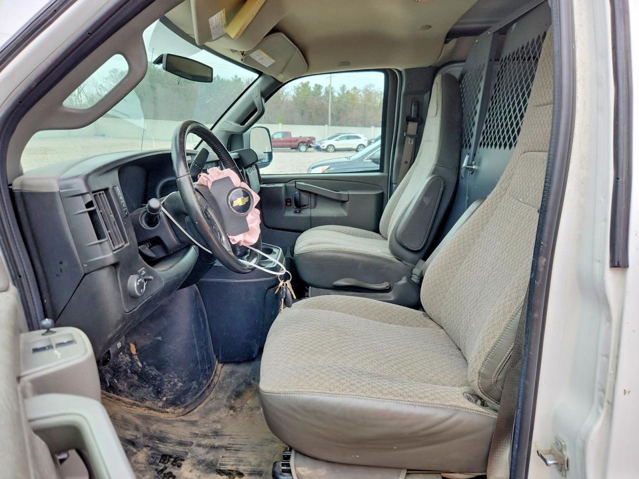 2017 Chev Express G2500