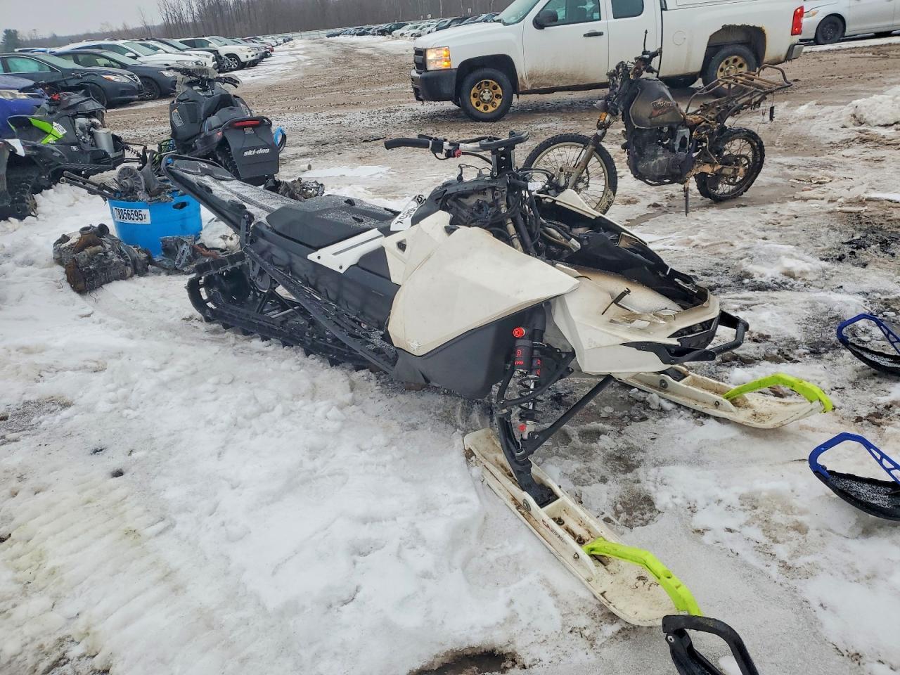 2018 Skidoo Freeride 154 S-38 85