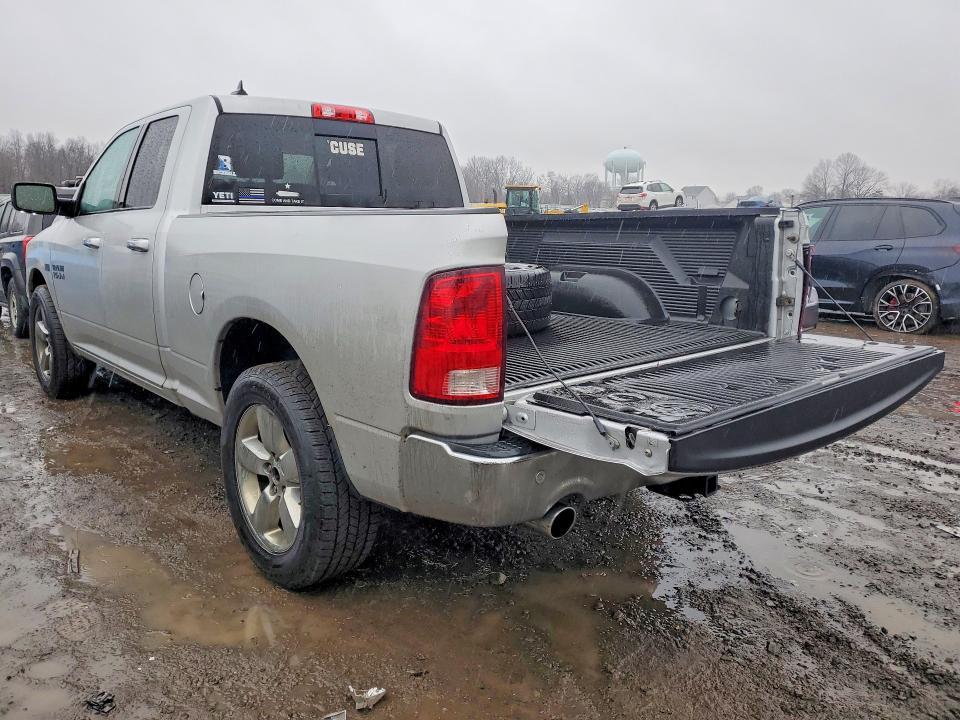 2015 Dodge Ram 1500 slt