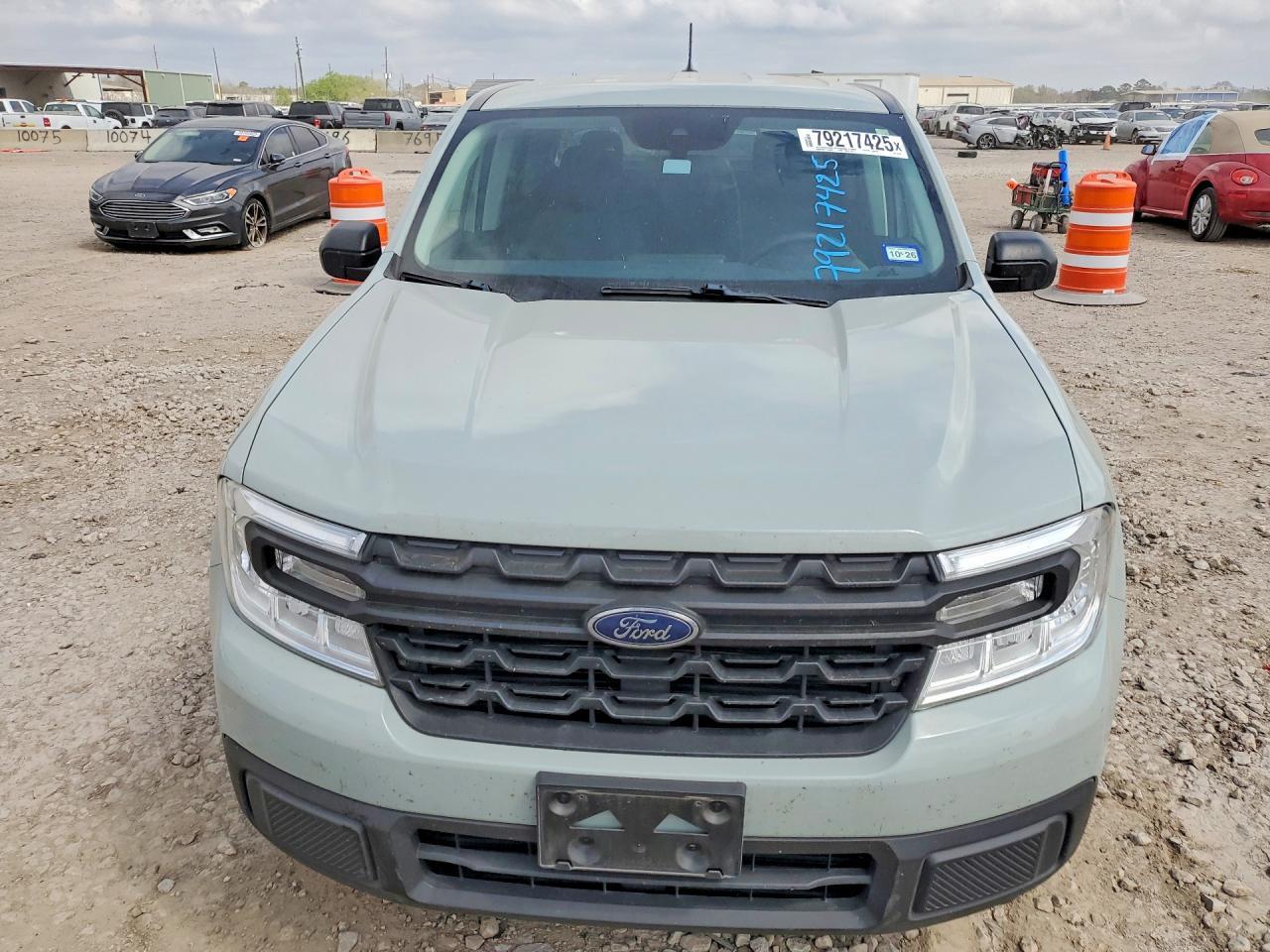 2023 Ford Maverick XL