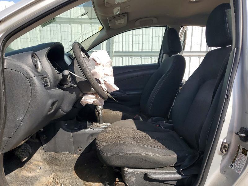 2015 Nissan Versa 1.6 sv