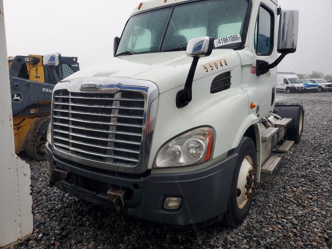 2012 Freigliner 2012 Freightliner Cascadia Semi Truck