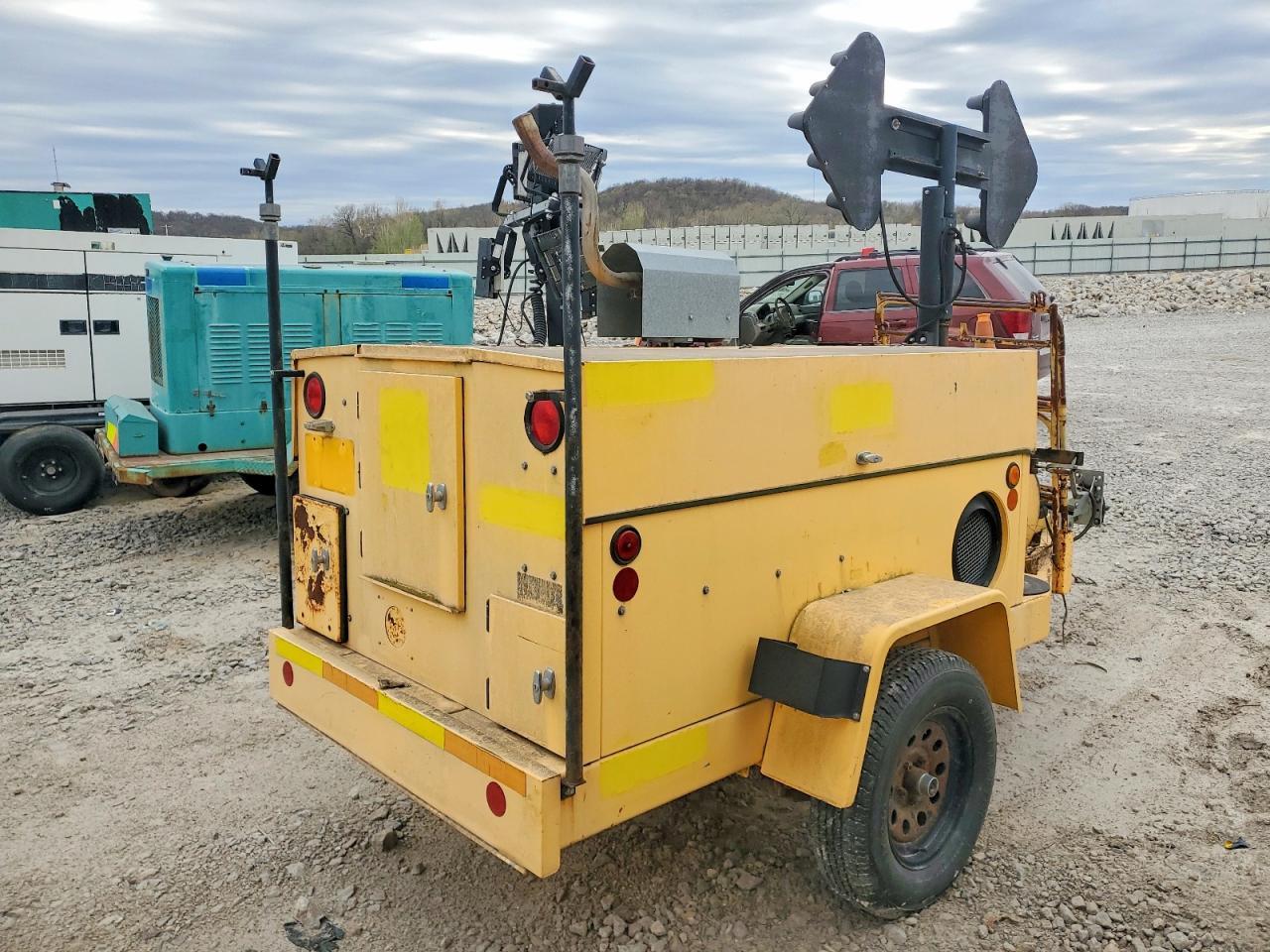 2000 Team Fenex Trailers