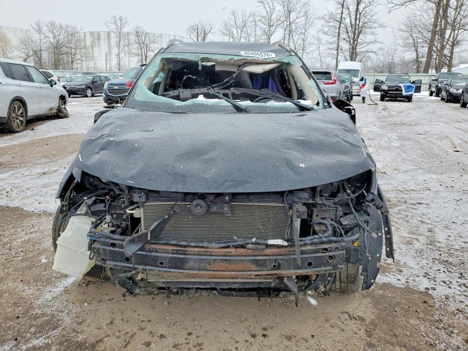 2016 Nissan Rogue sv