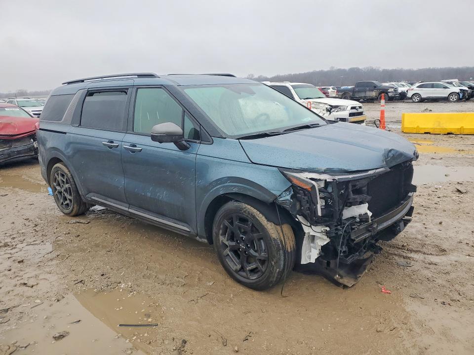2025 KIA Carnival sx
