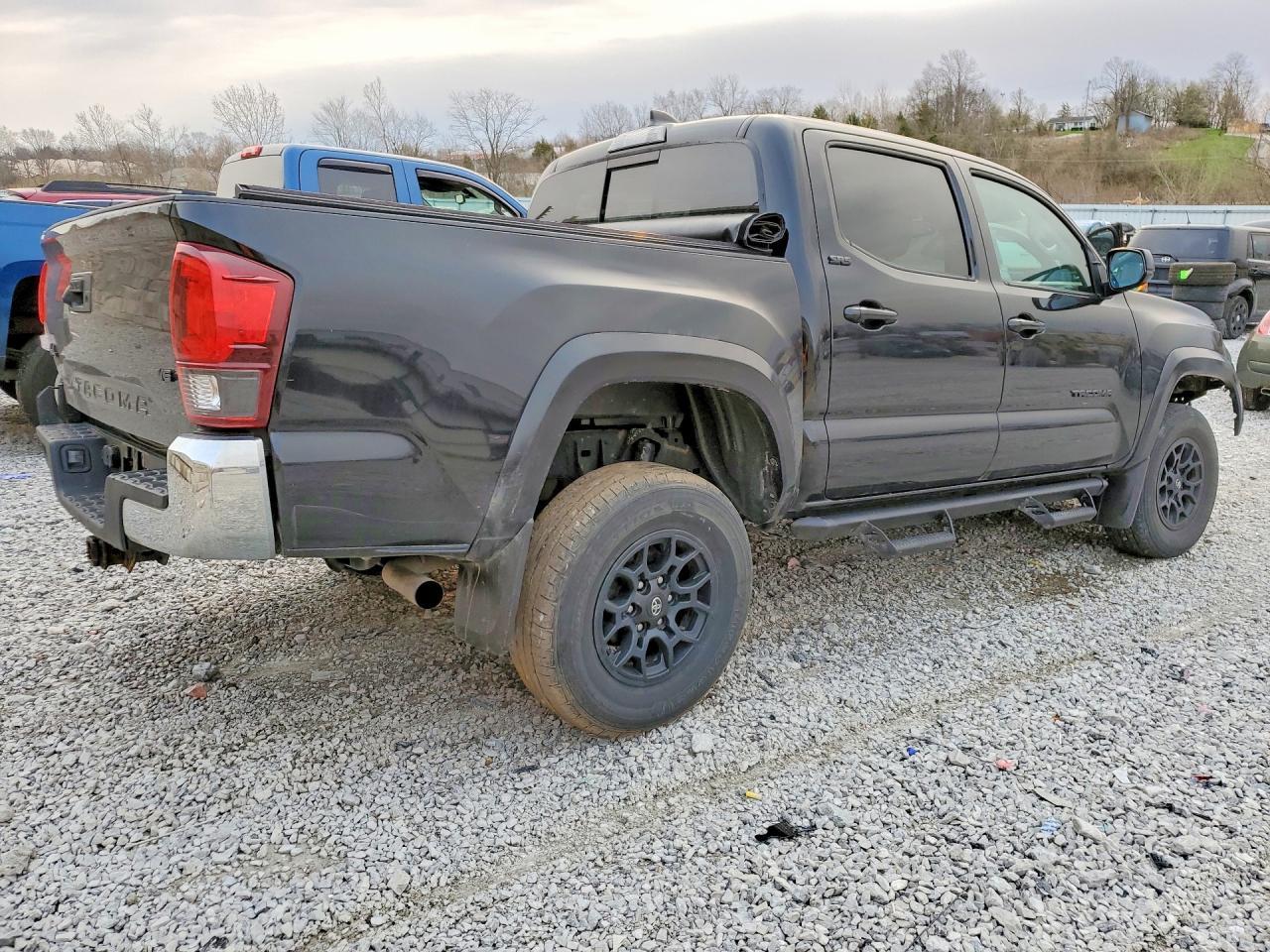 2022 Toyota Tacoma SR5 V6