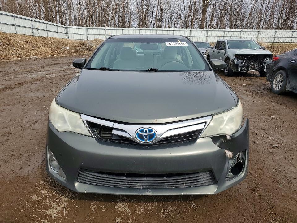 2013 Toyota Camry Hybrid xle