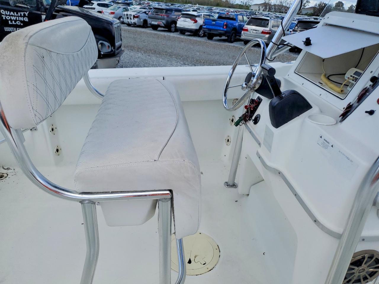 2003 Dynasty Boats Boat