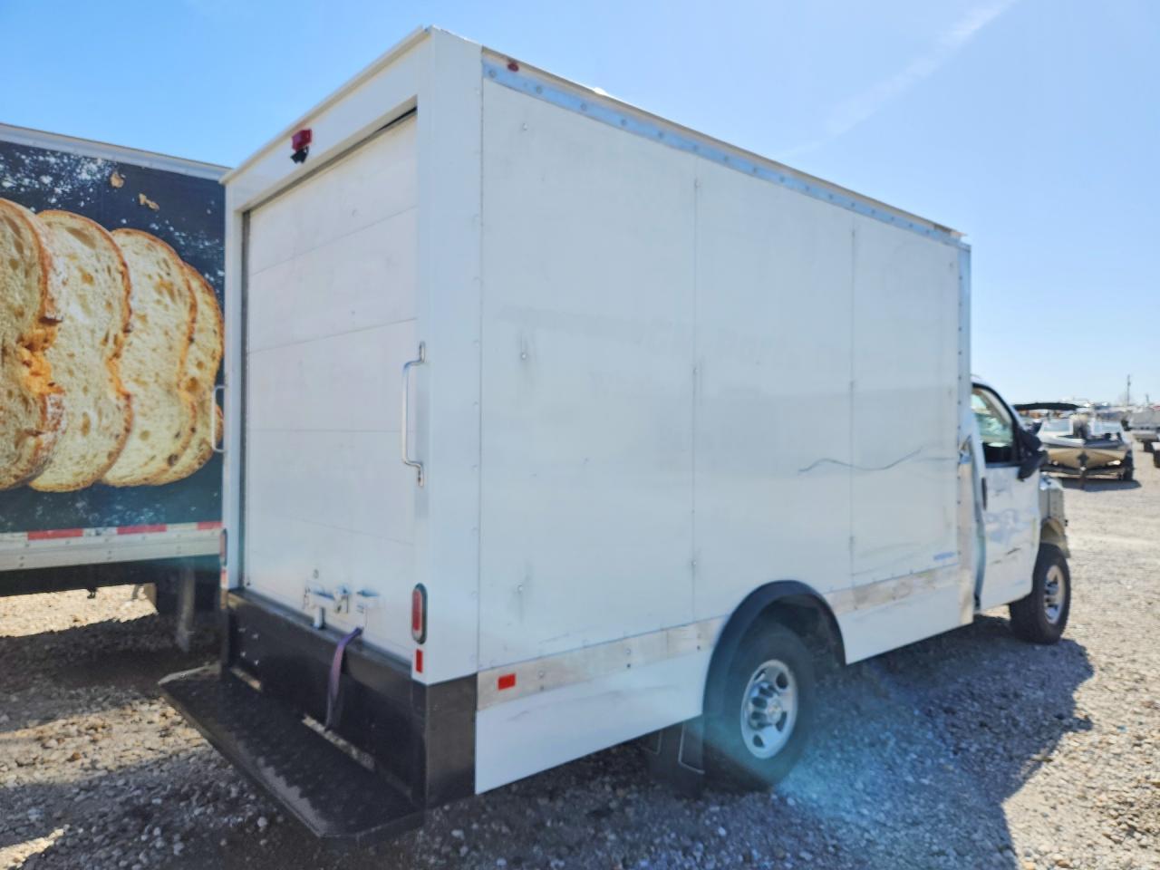 2023 Chev Rolet Express G3500 BOX Truck