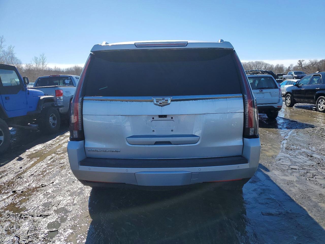 2017 Cadillac Escalade Luxury