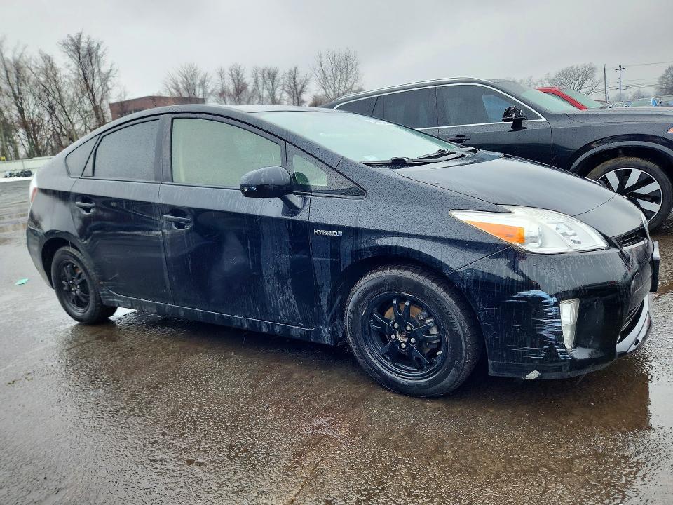 2015 Toyota Prius two