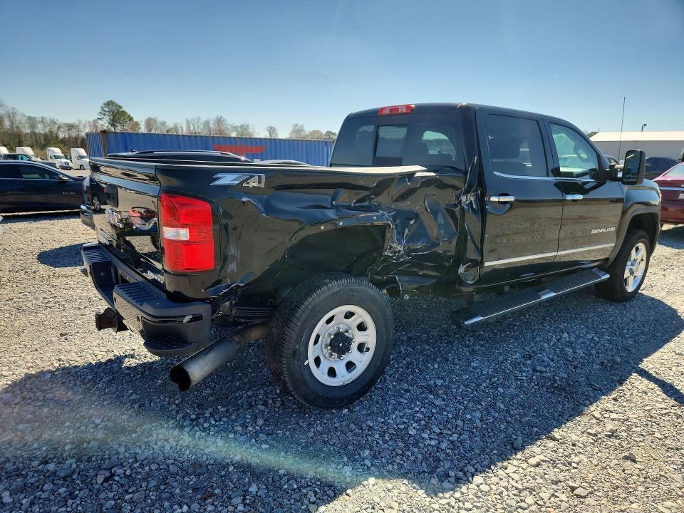 2015 GMC Sierra K2500 Denali