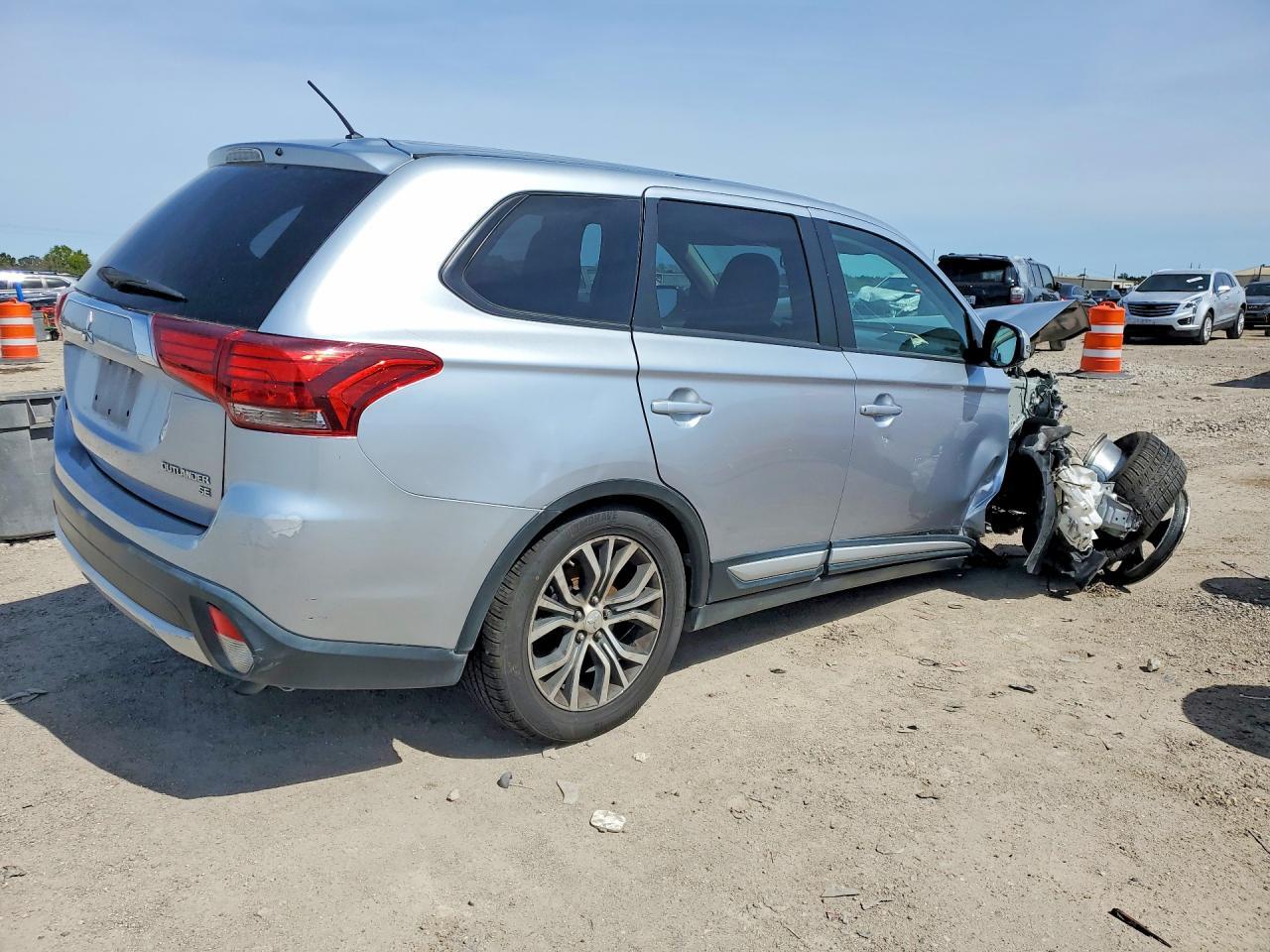 2016 Mitsubishi Outlander se