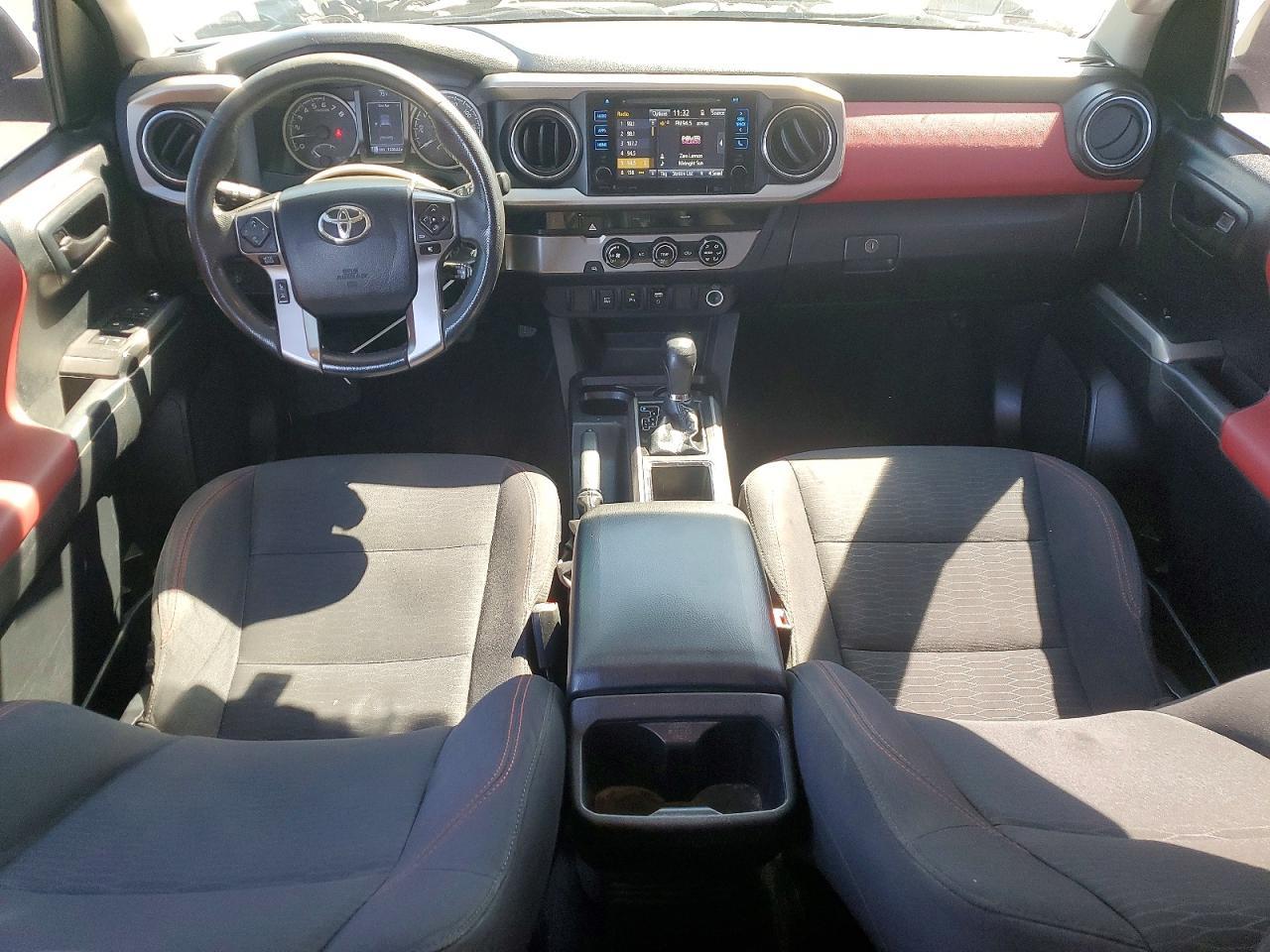 2017 Toyota Tacoma SR5 V6