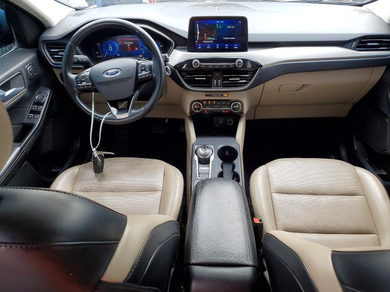 2021 Ford Escape sel