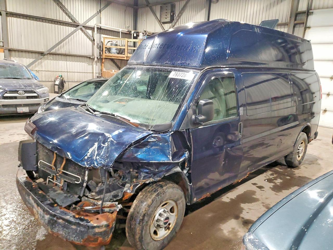 2011 GMC Savana G3500