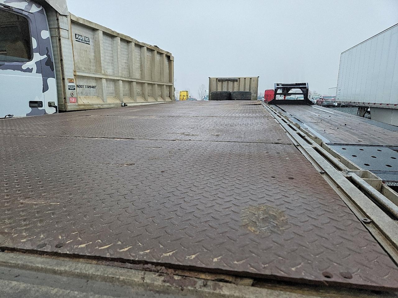 2004 Manac 16248801 Flatbed Trailer