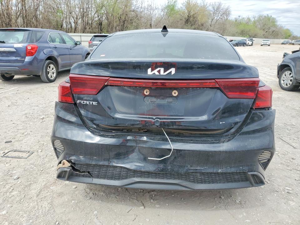 2022 KIA Forte lxs