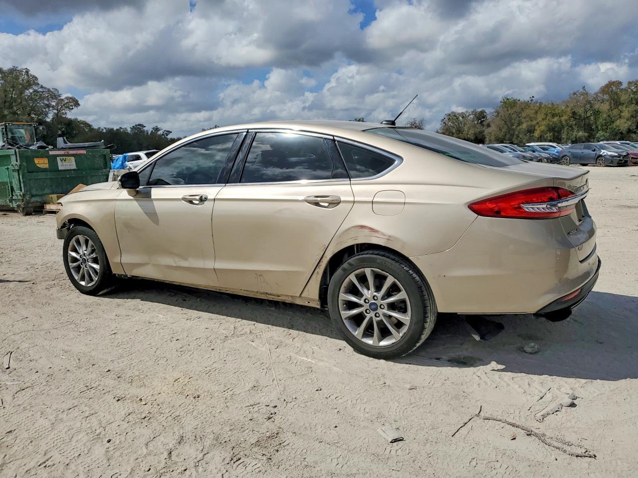 2017 Ford Fusion se