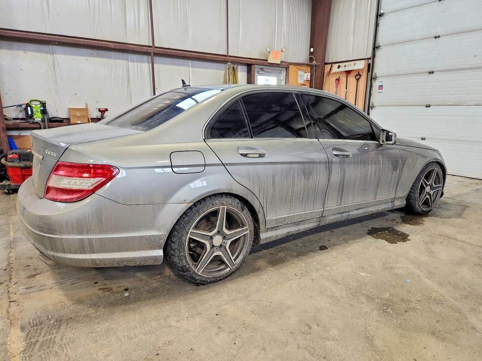2011 Mercedes-Benz C300w 4matic 4DR