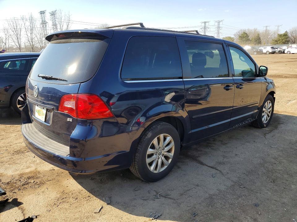 2013 Volkswagen Routan se