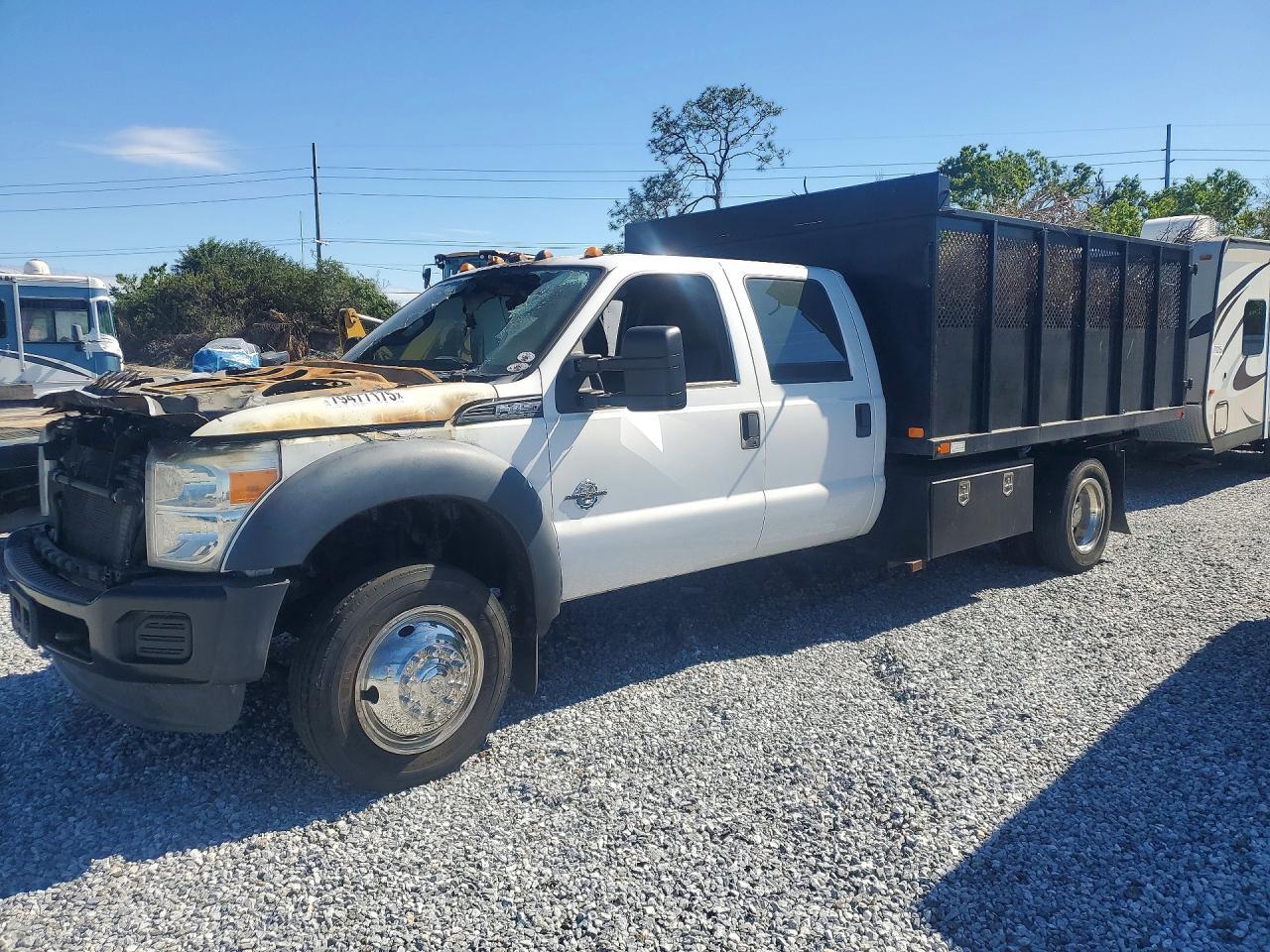 2016 Ford F450 Super Duty Flatbed Truck
