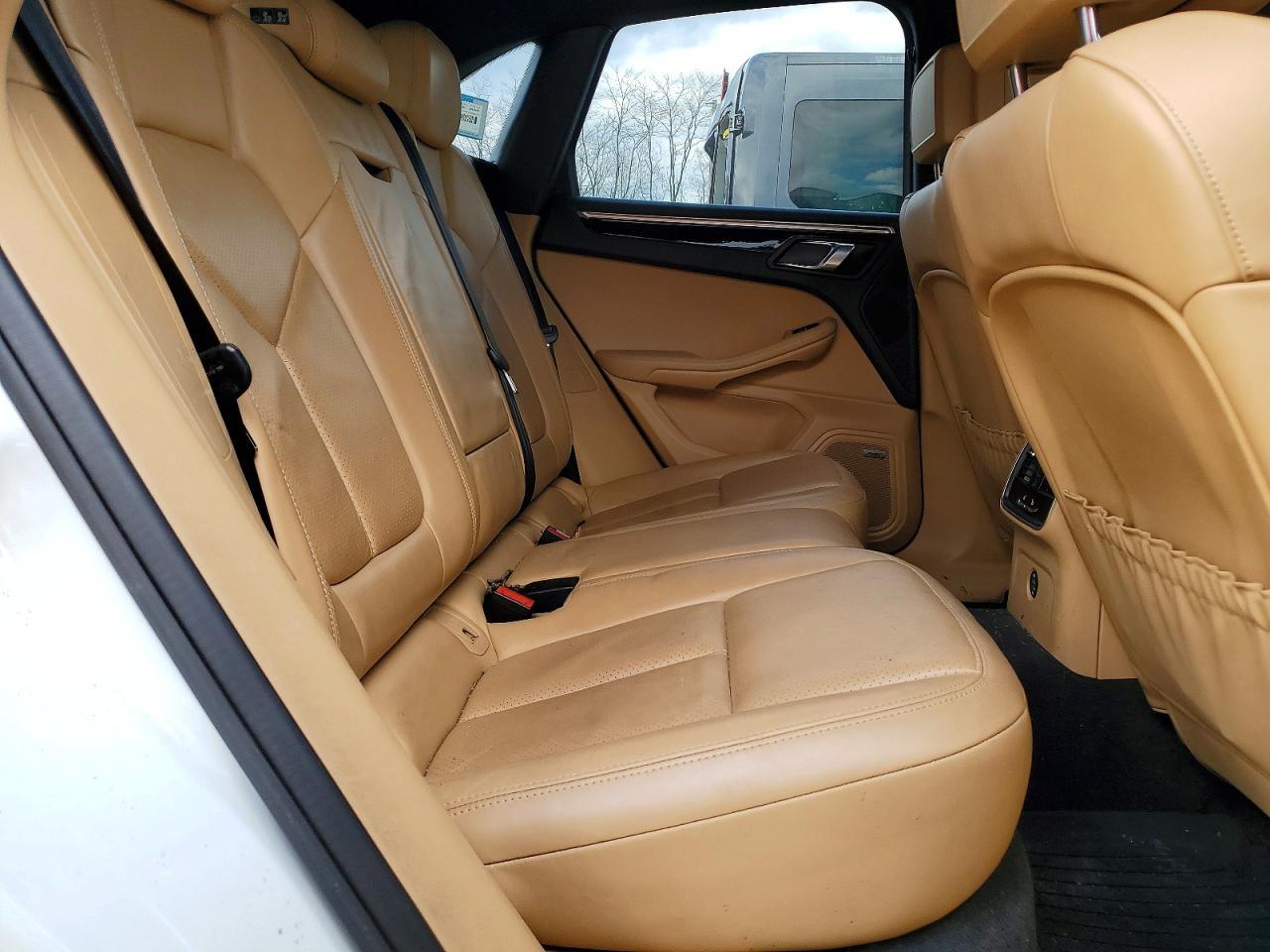 2018 Porsche Macan s