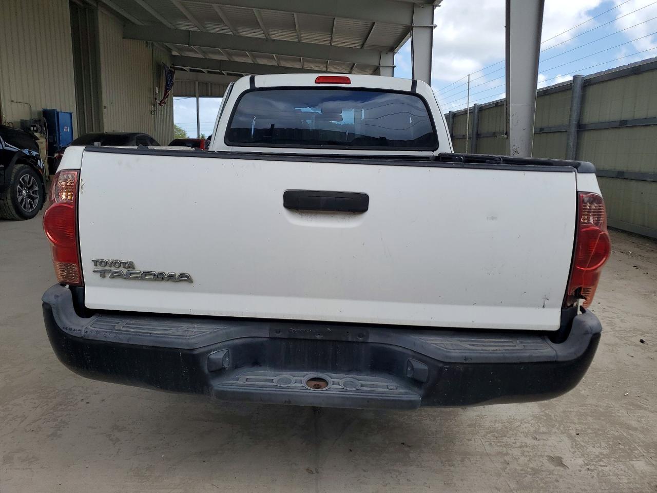 2014 Toyota Tacoma Base