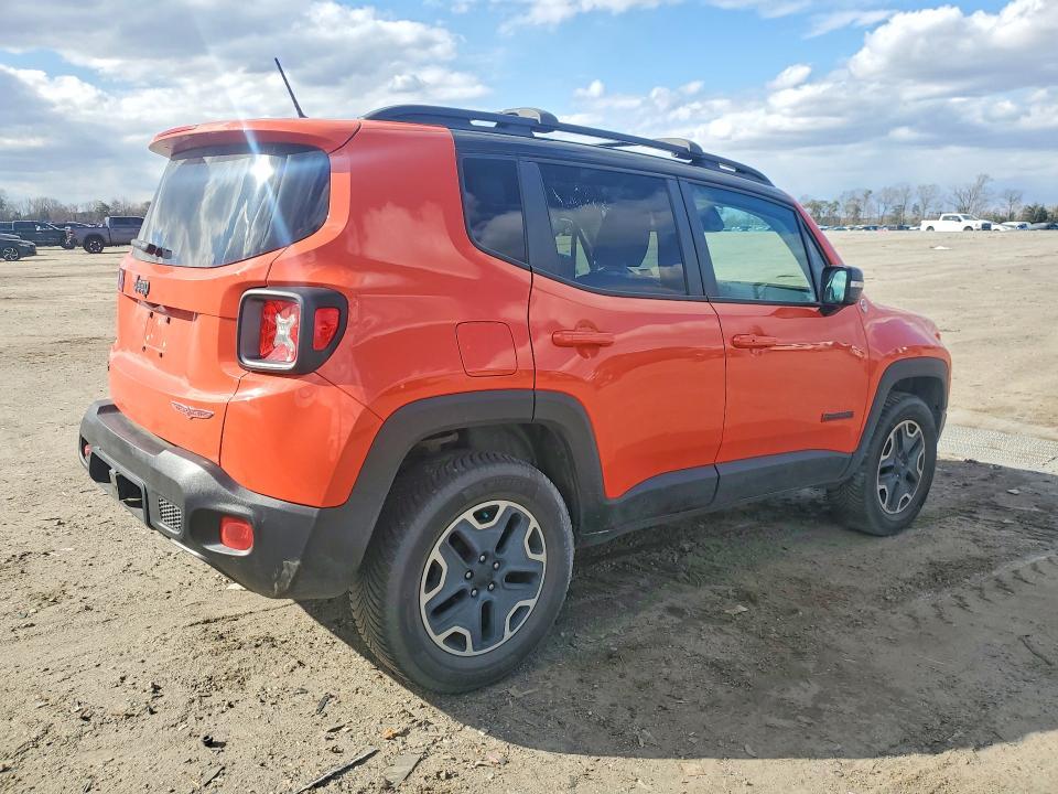 2016 Jeep Renegade Trailhawk