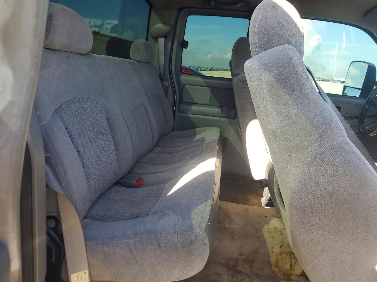 2000 Chevrolet Silverado C1500