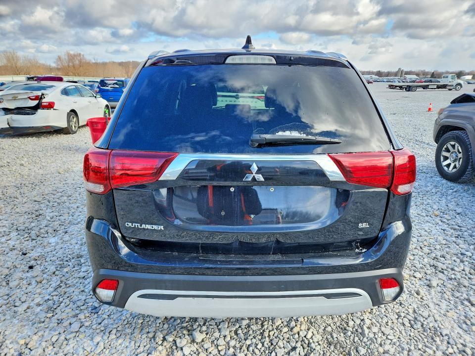 2020 Mitsubishi Outlander se