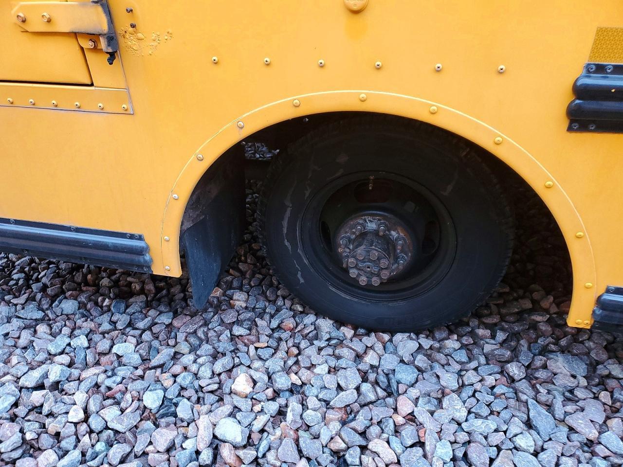 2010 Chev 2010 Thomas Minotour G3500-School Bus