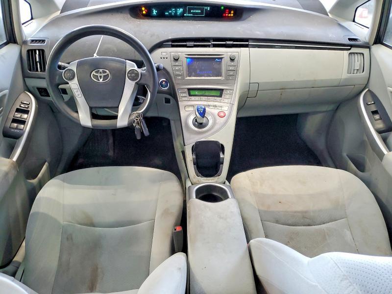 2014 Toyota Prius two