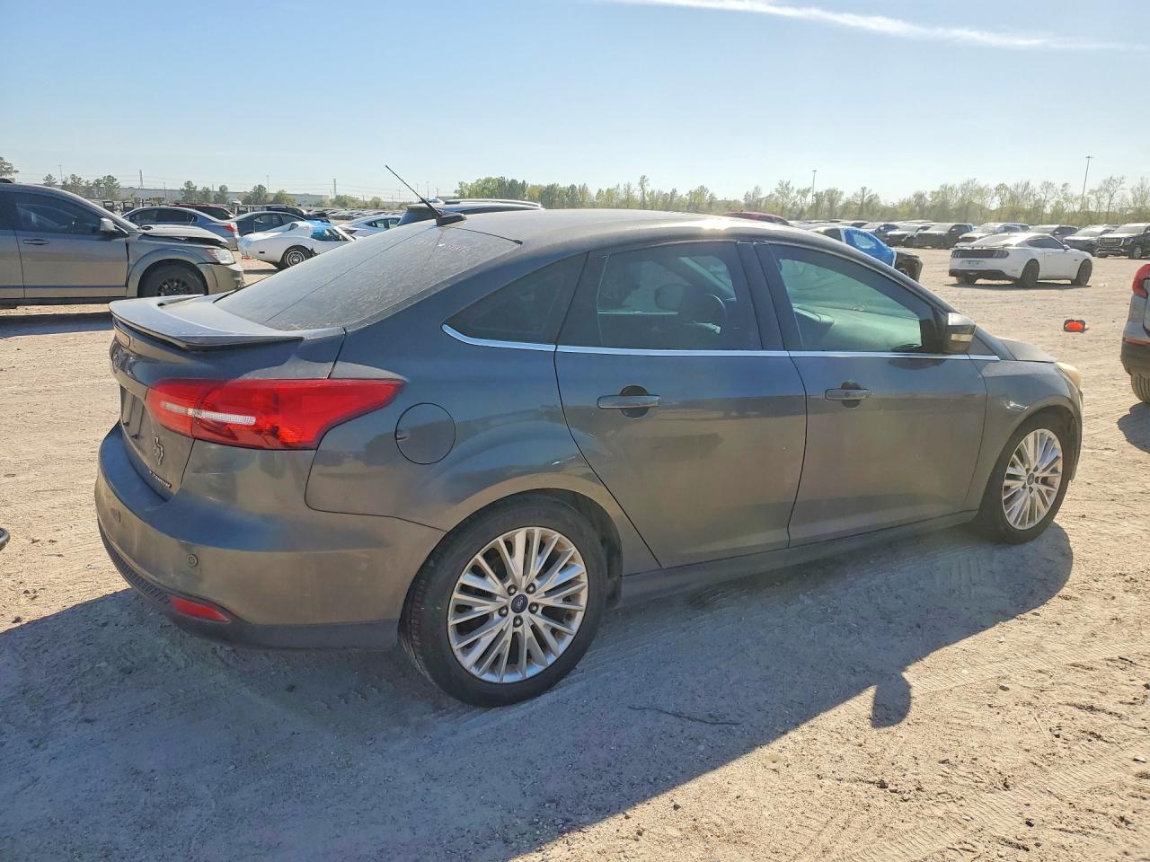 2018 Ford Focus Titanium
