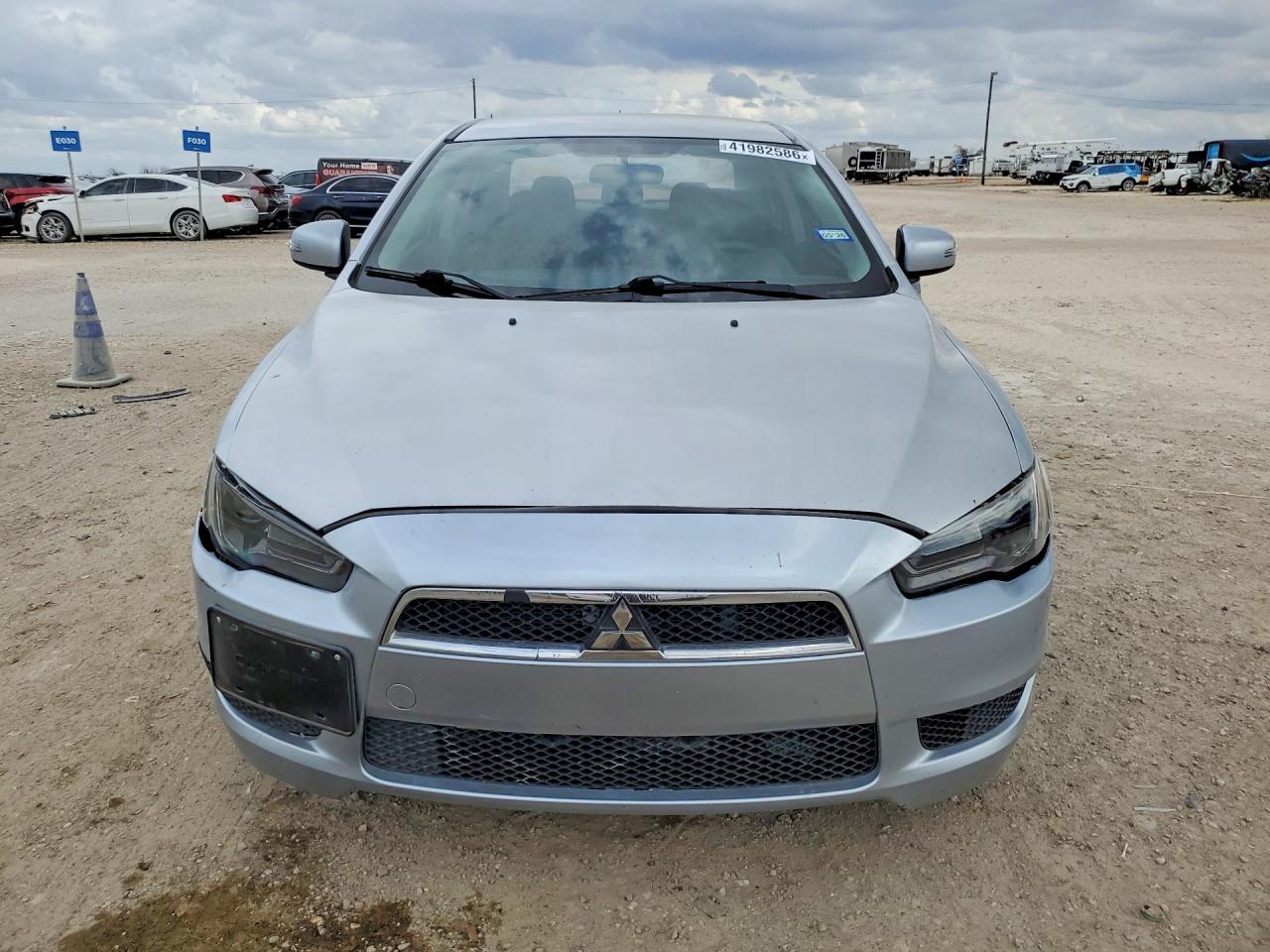 2015 Mitsubishi Lancer es