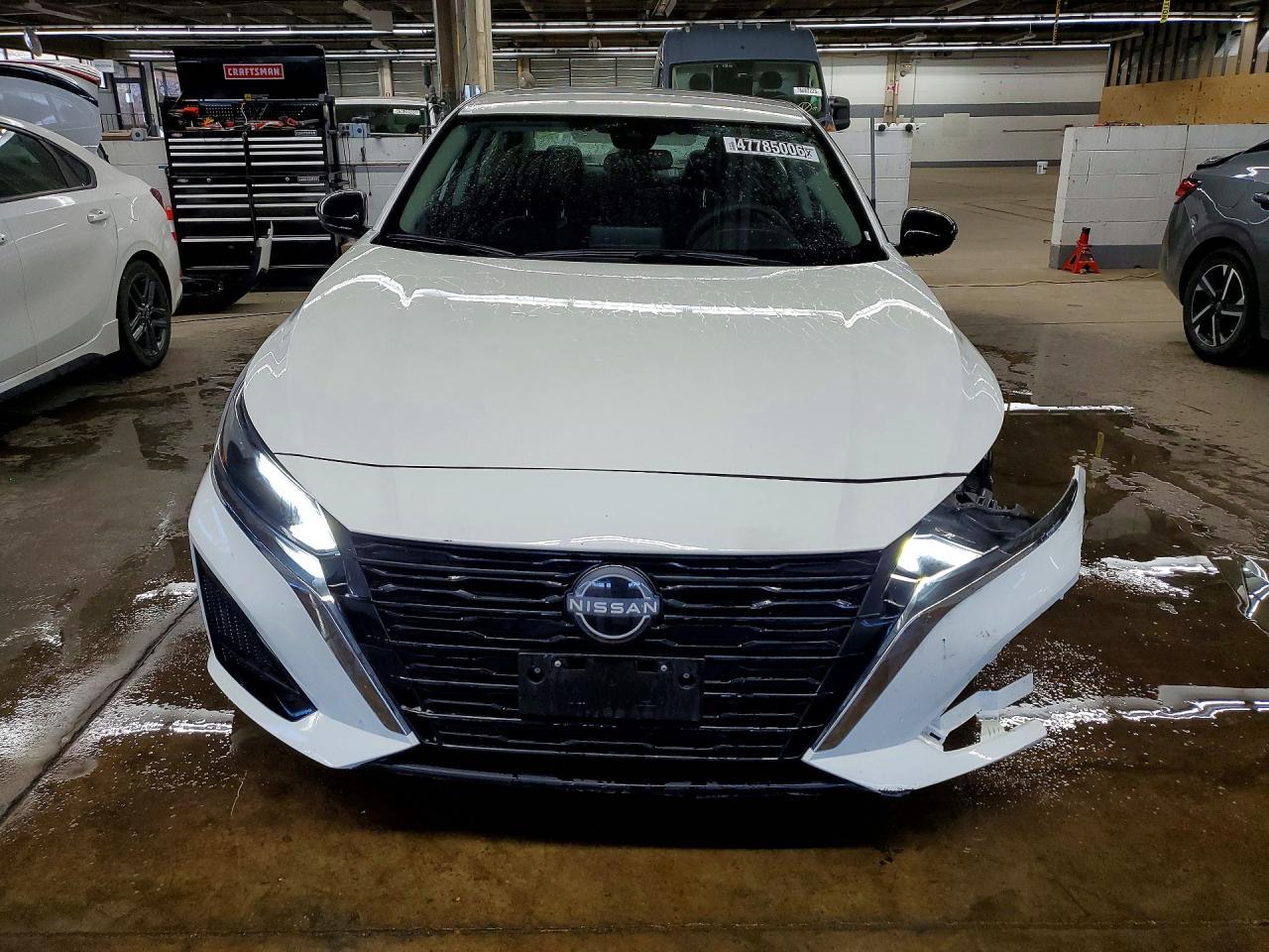 2025 Nissan Altima 2.5 sv