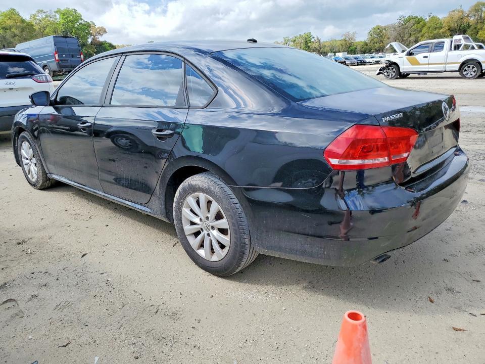 2013 Volkswagen Passat s