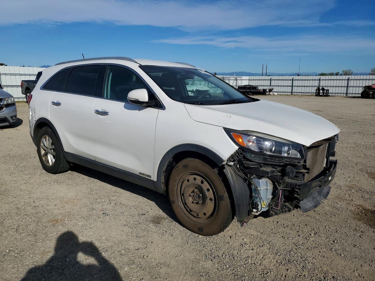2017 KIA Sorento lx V6