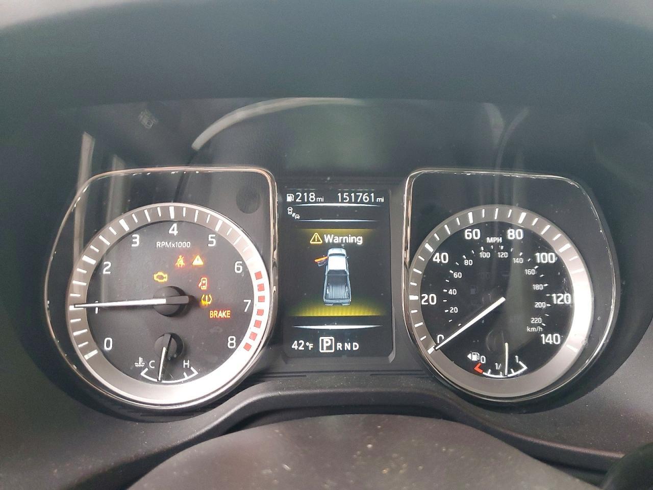 2017 Nissan Titan SV