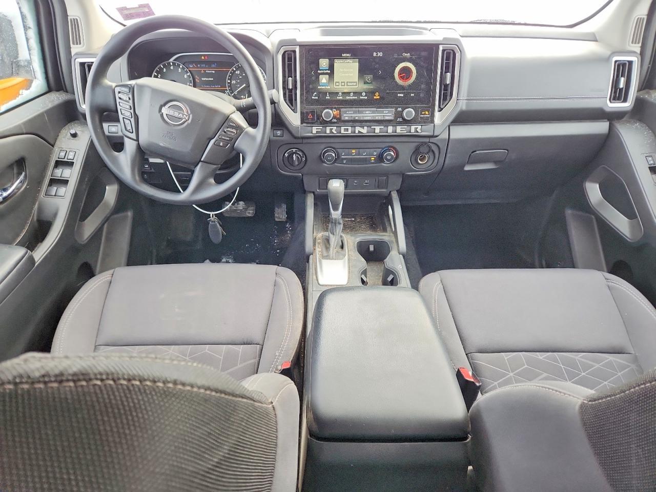 2025 Nissan Frontier sv