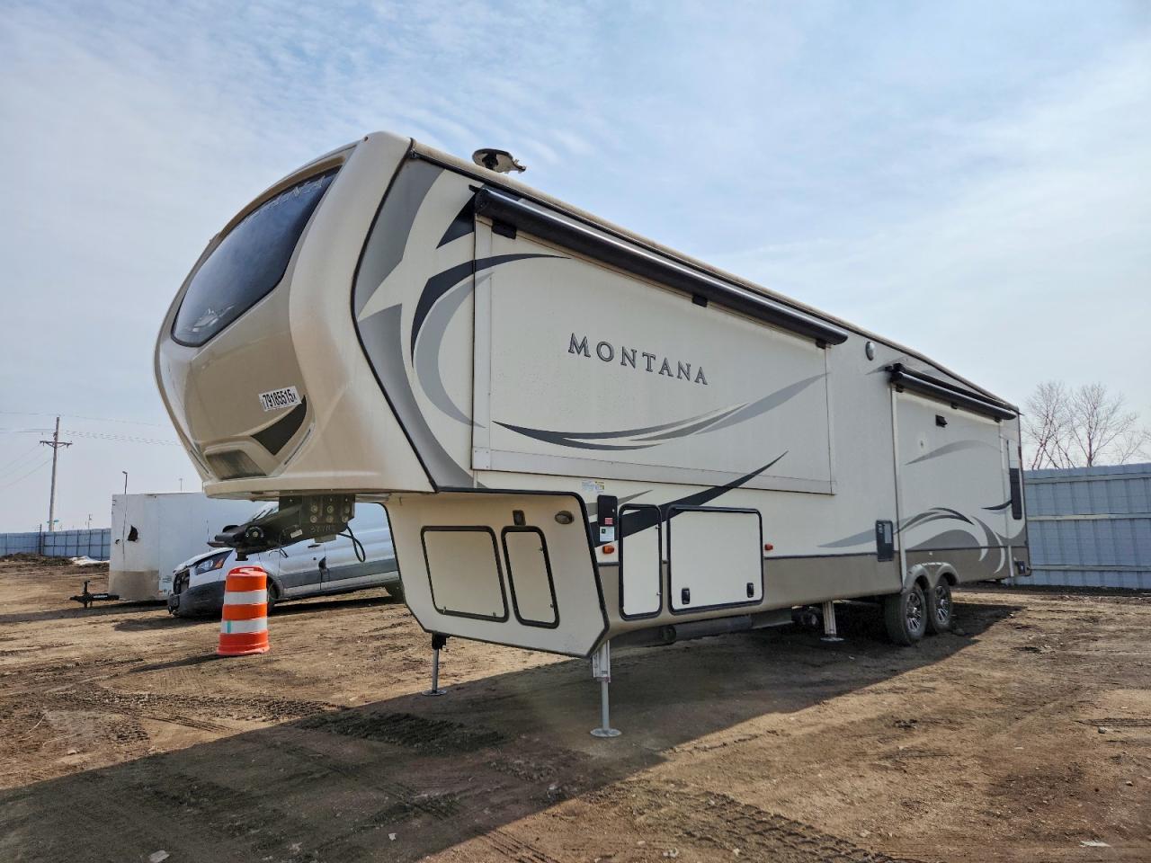 2018 Montana 2018 Keystone Montana Camper