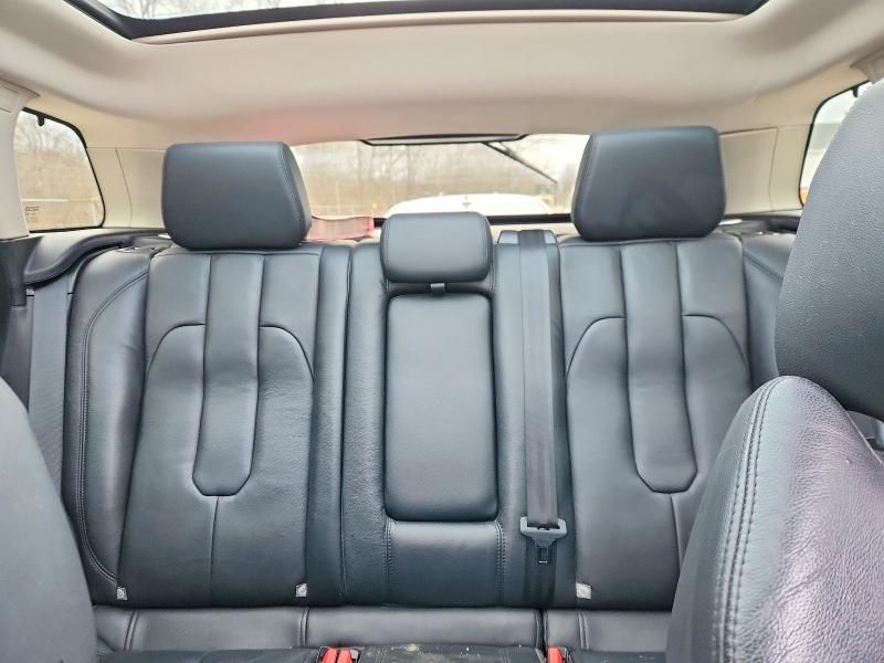 2015 Land Rover Range Rover Evoque Pure Premium