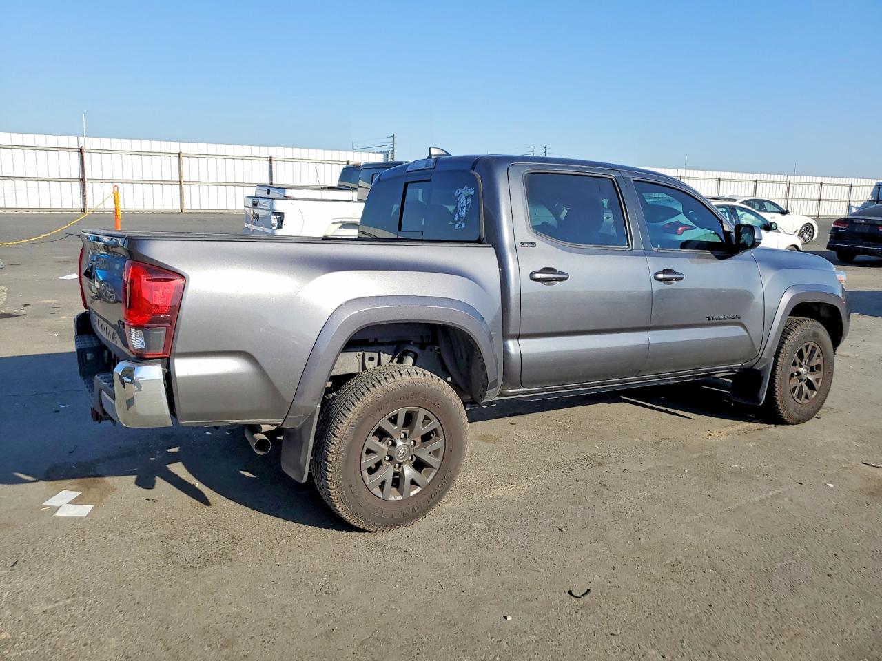 2022 Toyota Tacoma SR5 V6