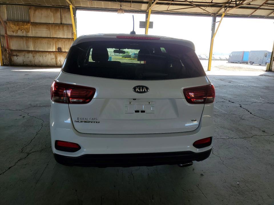 2019 KIA Sorento lx V6