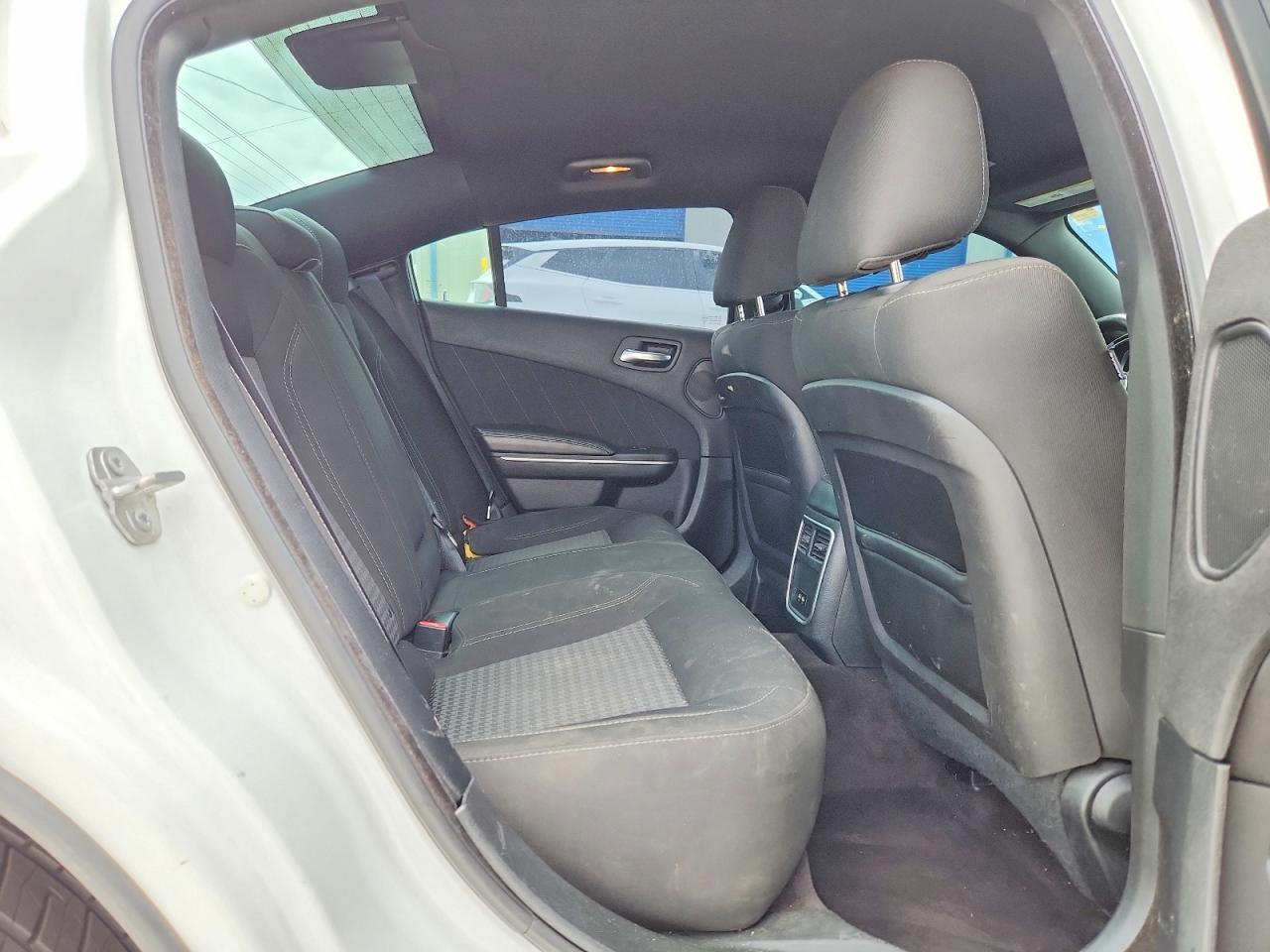 2018 Dodge Charger r