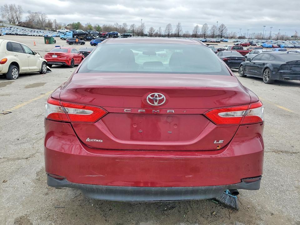 2018 Toyota Camry le