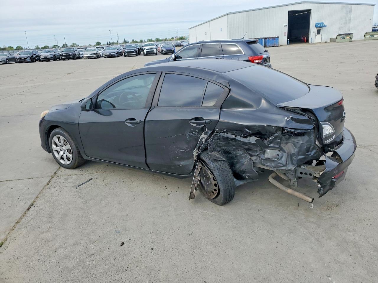 2013 Mazda 3 I